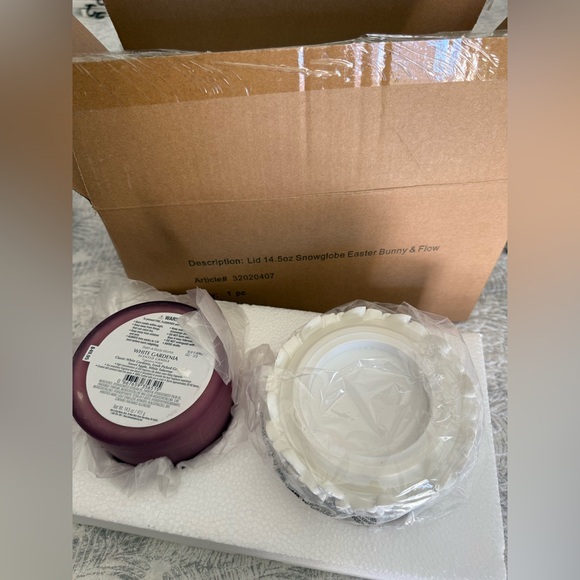 🆕🐰 BATH & BODY WORKS LIMITED EDITION EASTER BUNNY GLOBE 3-WICK CANDLE. NEW! - Picture 8 of 11